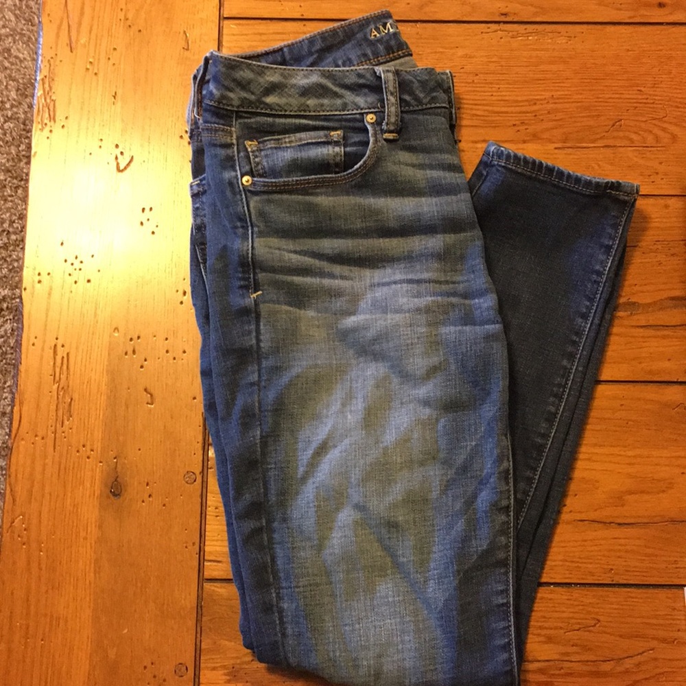 American Eagle super stretch skinny jeans